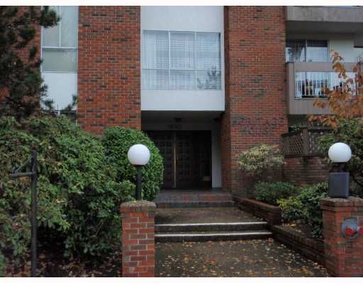 I have sold a property at 204 1640 11TH AVE W in Vancouver
